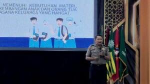 Cegah Kenakalan Remaja, Smamda Hadirkan Polrestabes Surabaya dalam Sosialisasi bagi Wali Murid