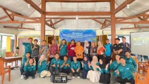 Dari Limbah Pertanian Jadi Energi: Mahasiswa UMG Hadirkan Mesin Pencetak Briket untuk Petani Sukoanyar