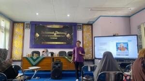 Guru SD Muhammadiyah 1 Krian Belajar Gemini AI untuk Pembelajaran Masa Depan