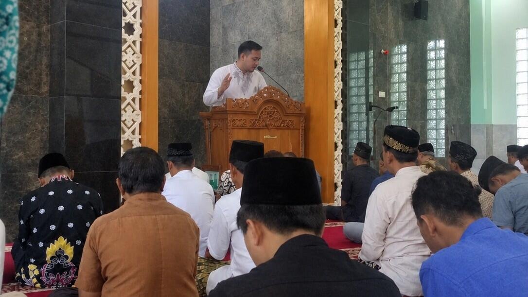 Ikhlas Tanpa Pamrih, Beramal Tanpa Menunggu Pujian