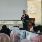 Jelang TKA, Smamio Gresik Hadirkan Dokter Sekaligus Hafiz Al-Qur’an untuk Motivasi Siswa