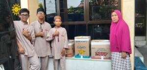 Aksi Sosial Santri MTs Muhita, 272 Nasi Kotak Disalurkan ke Tiga Masjid