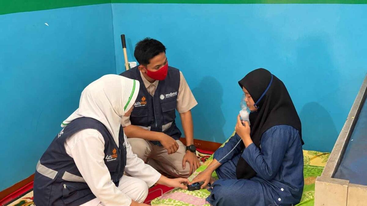Kabut Asap Karhutla Sangat Pekat, Rumah Oksigen Muhammadiyah Sigap Layani Warga