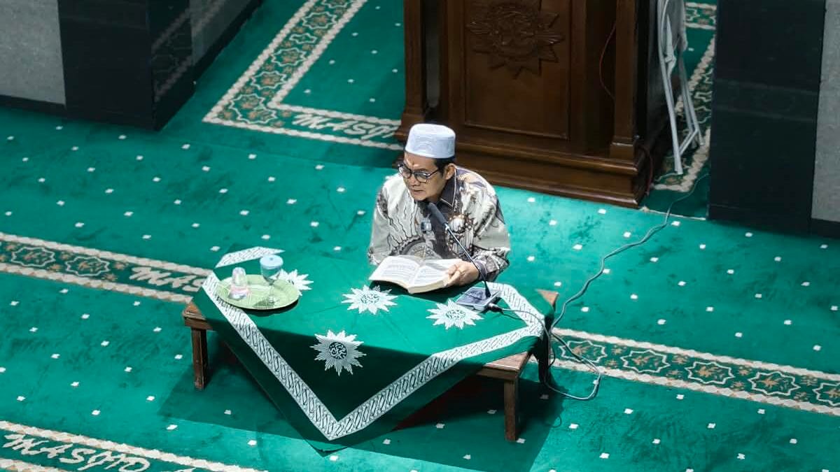 Kajian Fiqih Sunnah di Masjid Al Ikrom Wage Bahas Syafaat Nabi dan Timbangan Amal