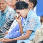 Kisah Haru Orang Tua Wisudawan Umsida: Berjuang dari Perantauan hingga Lulus Kuliah