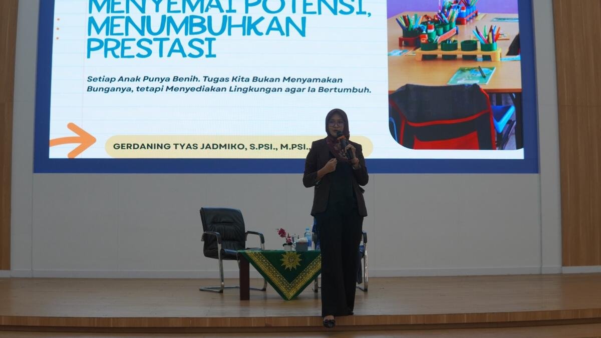 Parenting Summit SD Mica: Ketika Prestasi Anak Dimulai dari Adab dan Proses