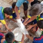 Dari Perkemahan ke Dunia Usaha, Siswa SD Muhammadiyah 3 Ikrom Belajar Membuat Gypsum