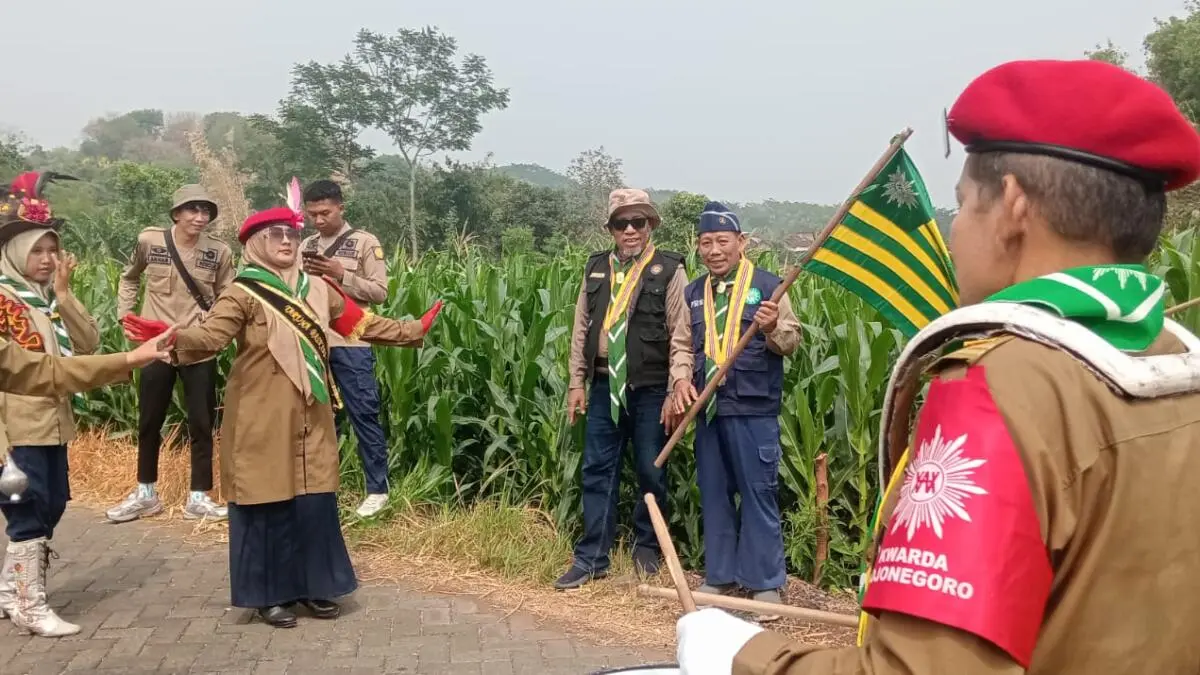 Pawai Ta’aruf Jampanal Hizbul Wathan 2026 Resmi Diberangkatkan Ketua Kwarwil Jawa Timur