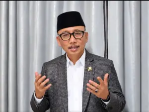 Santri Menguatkan Negeri, Bukan Sekadar Menjaga Tradisi