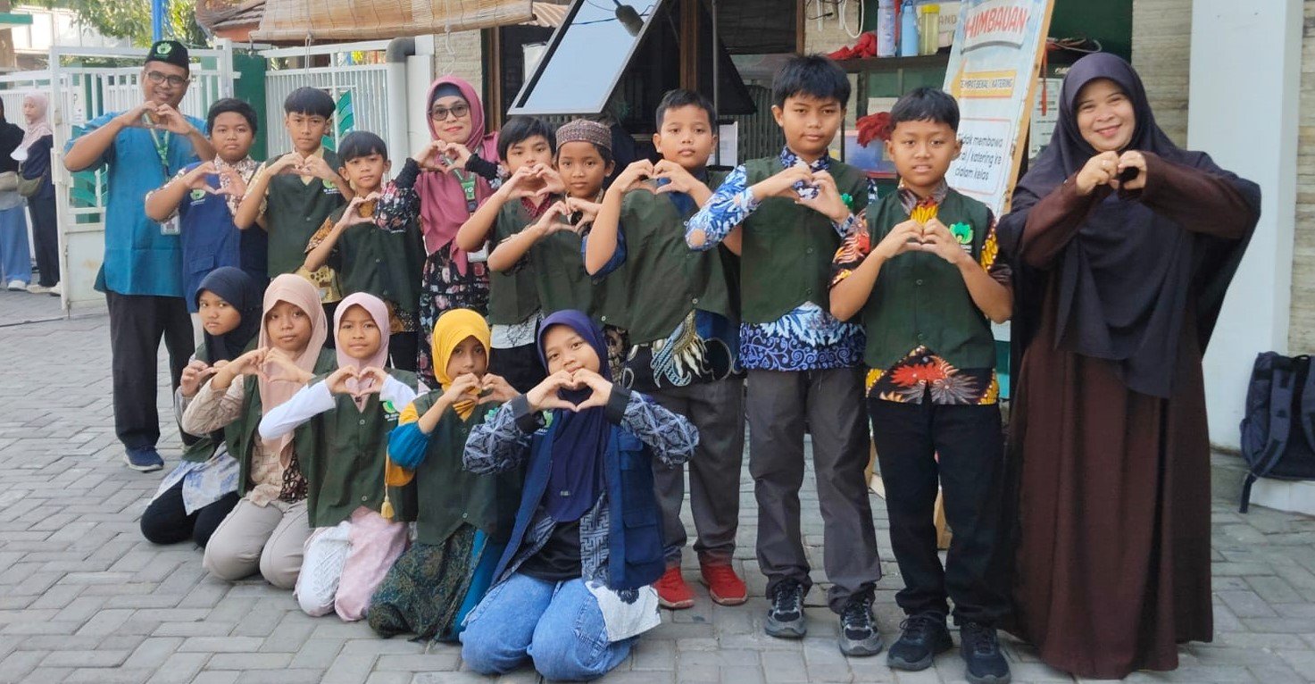 Rompi Baru PDS SD Almadany Kian Percaya Diri
