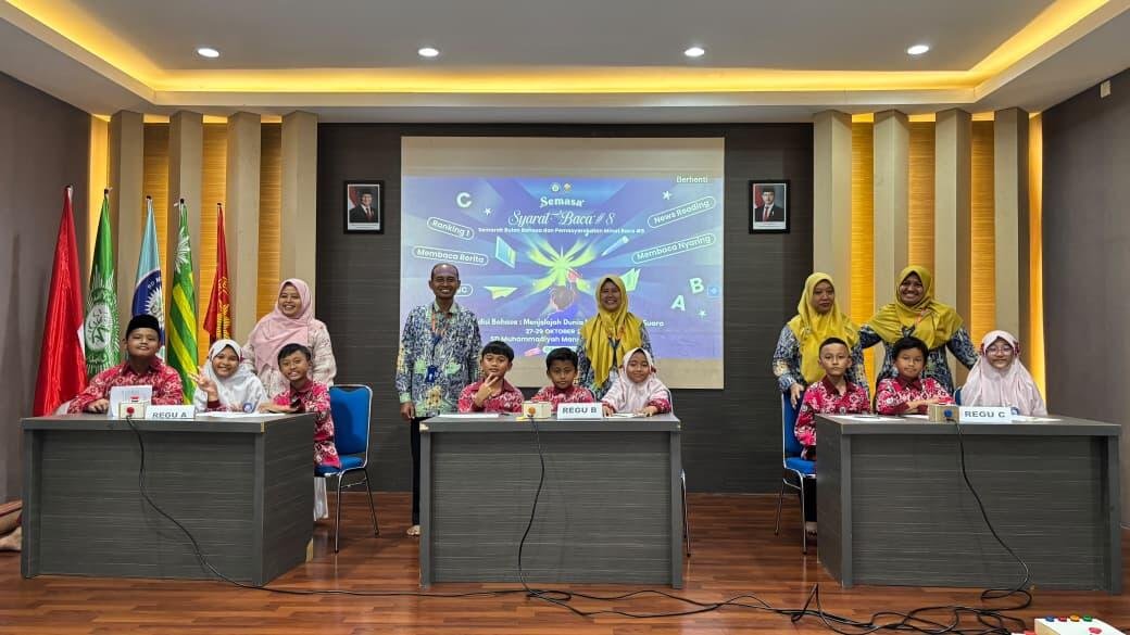 Unik! Guru dan Siswa SDMM Adu Kemampuan Literasi di Semasa Syarat Baca #8