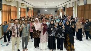 STEM Kelas V SDMM: Sulap Limbah Kertas Jadi Karya Berkelas