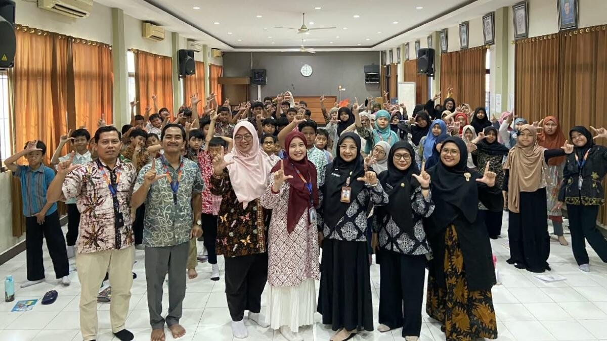 STEM Kelas V SDMM: Sulap Limbah Kertas Jadi Karya Berkelas