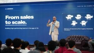Pakar Dunia Bahas Strategi AI, Umsura Dorong Mahasiswa Bangun Tim Digital