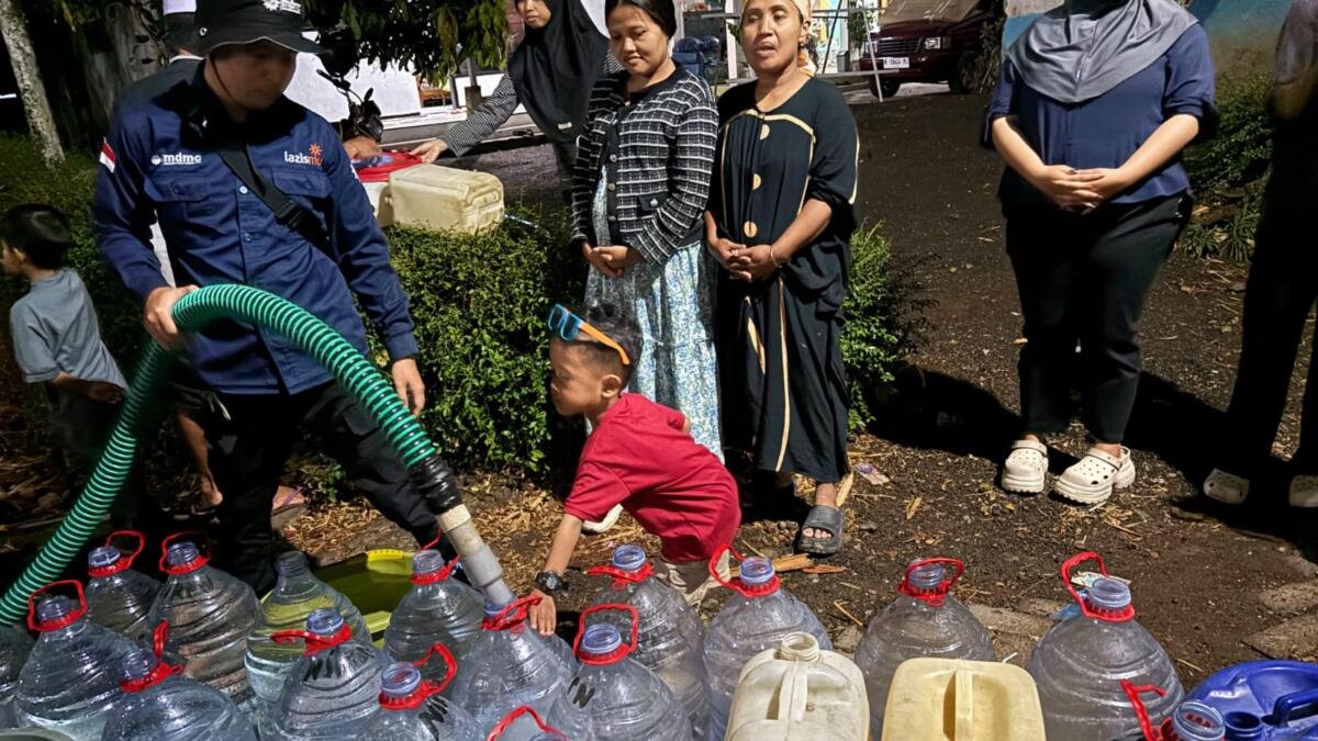 MDMC-Lazismu Jember Distribusikan 5.000 Liter Air Bersih untuk Warga Terdampak Kekeringan