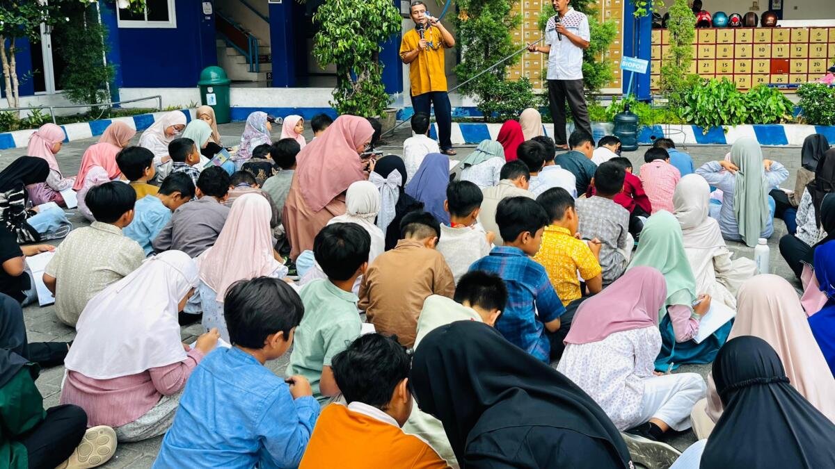 Security SDMM Jadi Guru Tamu STEM, 90 Siswa Kelas III Rakit Alat Penampung Air Leri