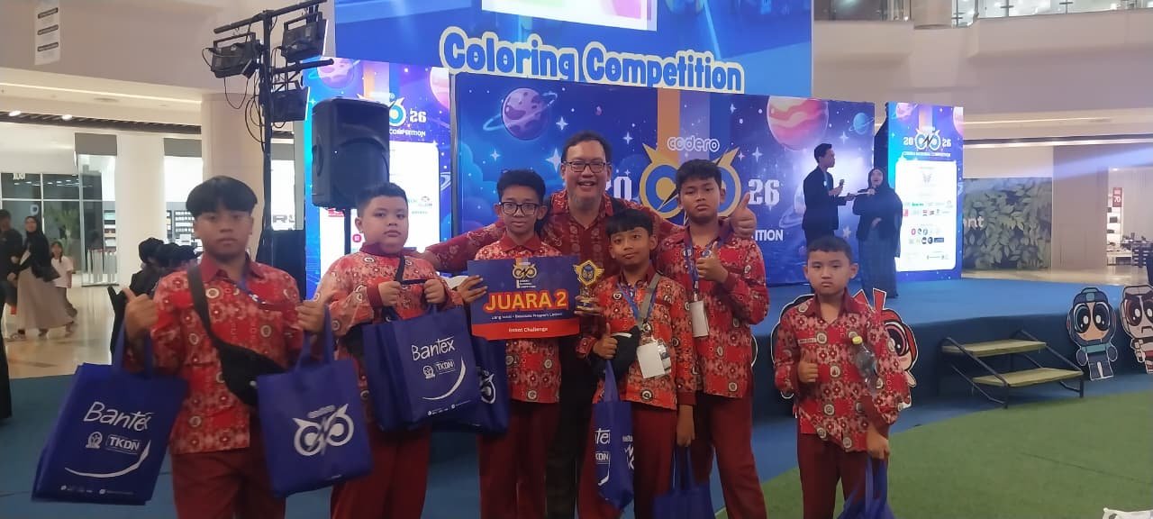 Siswa SDMM Gresik Raih Juara II Robotic Challenge di Codero National Competition 2026