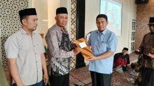 PCM Tulangan Serahkan Sertifikat Wakaf, Perkuat Legalitas Aset Masjid, Musholla dan AUM