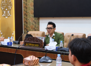 Erick Komala Terima Policy Brief Akpolda DPD IMM Jatim, Soroti Tiga Isu Strategis Daerah