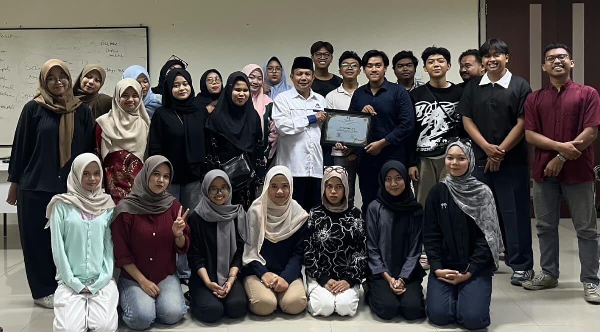 PK IMM Allende Peringati Bulan Bahasa dengan Pelatihan Menulis Fakta