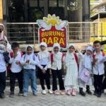 Dari Pabrik Mie ke Ruang Belajar: Menumbuhkan Rasa Ingin Tahu dan Syukur Anak Sejak Dini