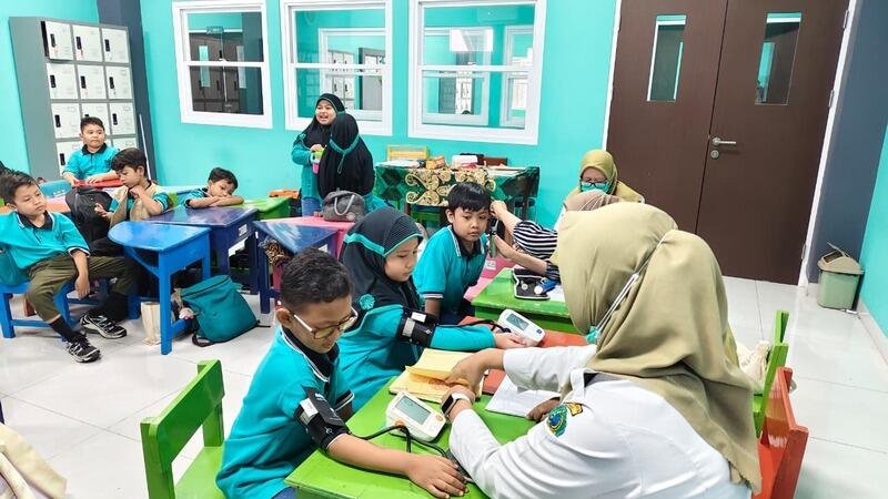 Langkah Nyata Menjaga Kesehatan Anak, SD Muhammadiyah 1 & 2 Taman Sukses Gelar CKG 