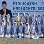 Siswa MA Muhammadiyah 9 Al Mizan Ikuti Upacara Hari Santri Nasional di Alun-Alun Lamongan