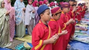 SD Muhammadiyah 29 Surabaya Gelar Shalat Istisqa