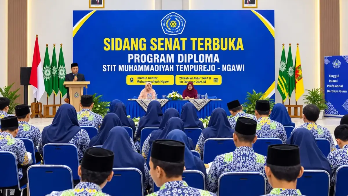 Wisuda Perdana D1 AIK di Ngawi, 40 Pendidik Muhammadiyah Disiapkan Terus Belajar