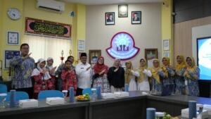 Dari Gedung Biru untuk Masa Depan: SD Muhammadiyah Manyar Tunjukkan Praktik Baik Pembelajaran Mendalam dan KKA