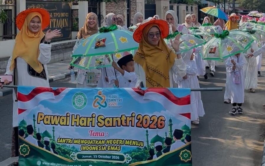 Langkah Kecil Santri Cilik ABA Percontohan Bojonegoro, Payung Warna-Warni Warnai Hari Santri