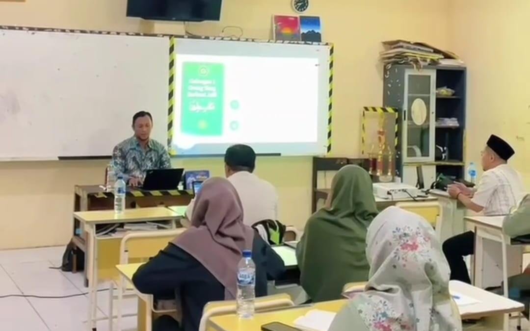 Raih Ridha-Nya! Kajian Jumat Pagi MTs Muhita Bedah Lima Golongan yang Dicintai Allah