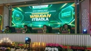 Wisuda IV ITBADLA Lamongan, 263 Lulusan Siap Menjadi Insan Cerdas, Berakhlak, dan Profesional