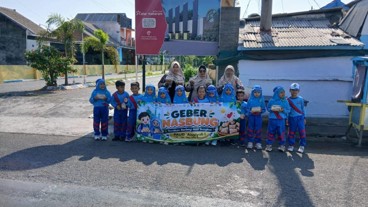 Jumat Berkah, PAUD Aisyiyah I Kota Probolinggo Ajak Murid Berbagi dan Peduli Lingkungan