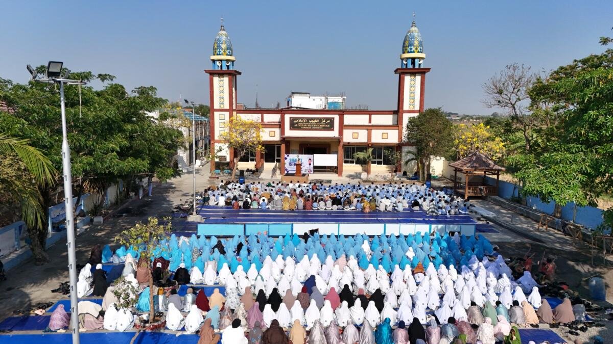 Kemarau Panjang, Pondok Al Mizan Lamongan Gelar Shalat Istisqa, Ajak Santri Muhasabah Diri