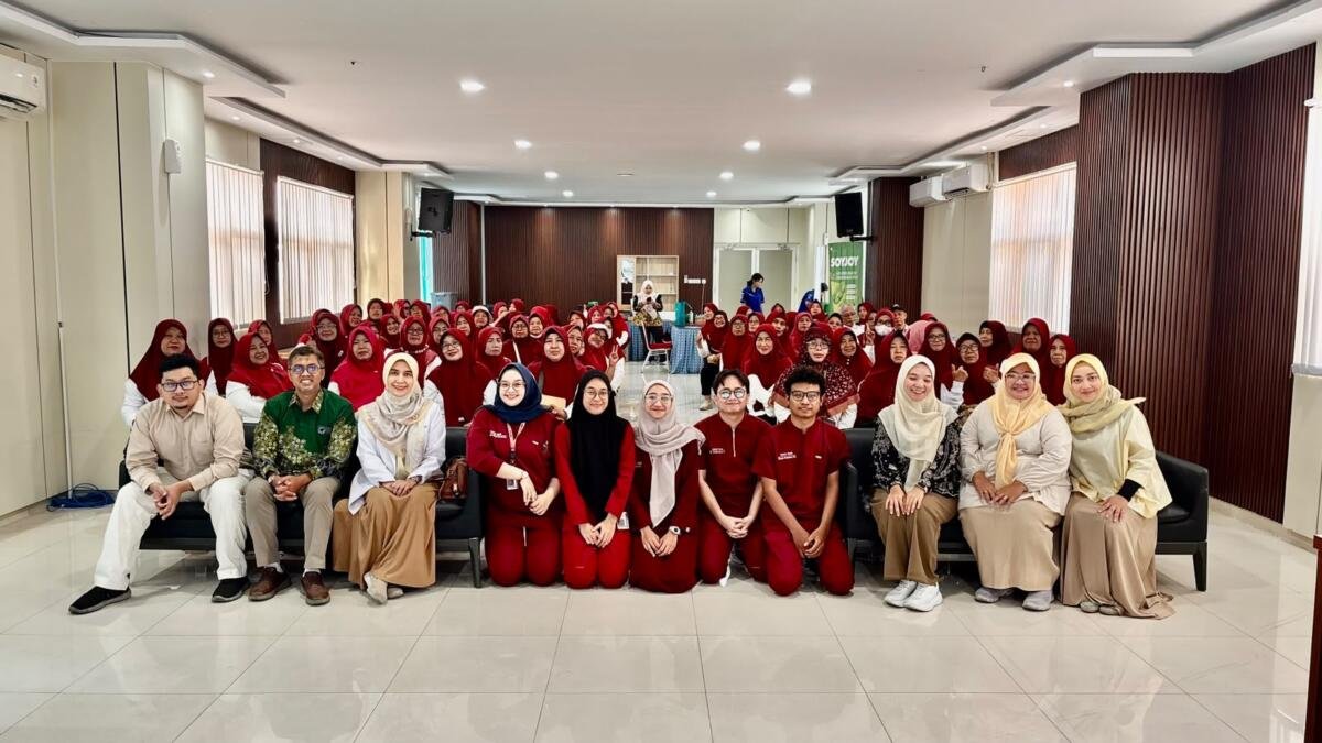 Peringati World Stroke Day 2026, FK Umsura Gelar Edukasi Kesehatan pada Komunitas Lansia