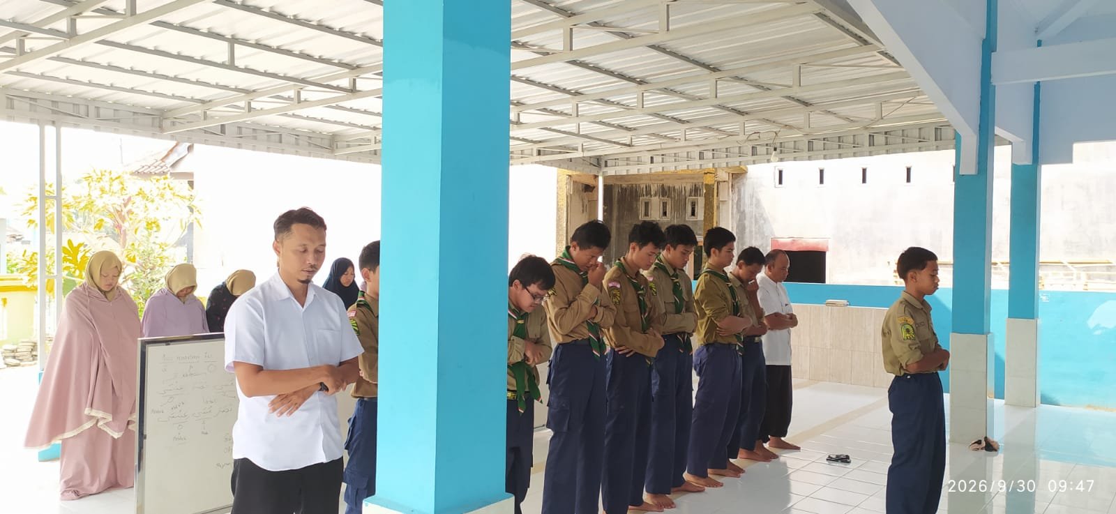 Seimbangkan Akademik dan Spiritual, SMP Muhammadiyah 1 Blitar Rutinkan Salat Duha Berjamaah