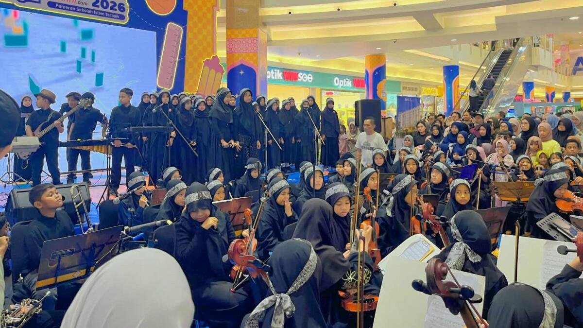Gebyar Mumtaz Talent Show 2026 di Royal Plaza Surabaya: Orkestra Gita Surya Kencana Pukau Pengunjung, Tutup Acara hingga Meriah