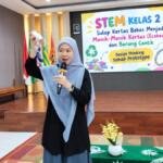Siswa Kelas 2 SDMM Sulap Limbah Kertas Jadi Ecobeads Bernilai Guna