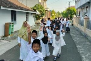 Meriahkan Hari Santri Nasional, Drumband Bahana Melati MIM 1 Godog Iringi Pawai Ta’aruf Bersama PAUD dan TK ‘Aisyiyah