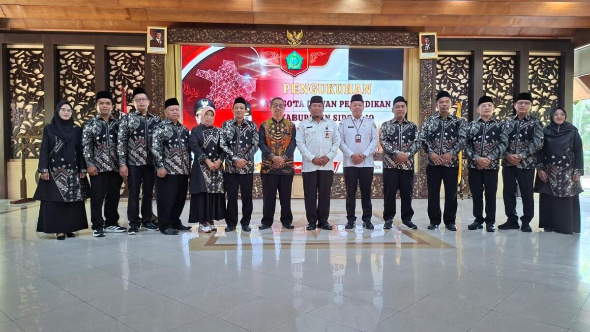 Dikukuhkan sebagai Anggota Dewan Pendidikan, Wakil Ketua PDM Sidoarjo Siap Perkuat Peran Muhammadiyah