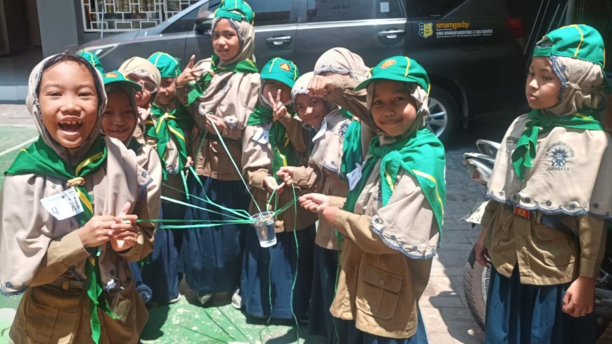 Abaikan Panas Terik, Pandu Athfal SD Musix Antusias Ikuti Lomba Persari