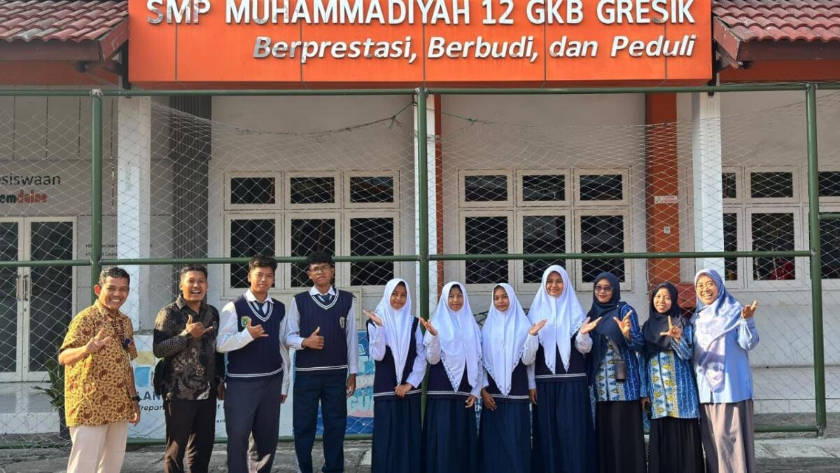 SMP Muhammadiyah 3 Sangkapura Kunjungi Spemdalas, Perkuat Pertukaran Informasi Pendidikan