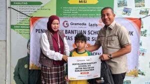 Lagi, PDM Banda Aceh, Lazismu, dan Gramedia Berbagi School Kit