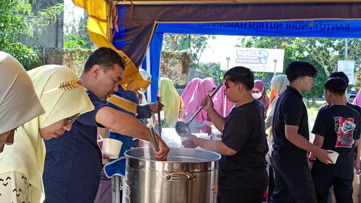 Lazismu Jatim Sajikan 1.500 Porsi Bakso Gratis di Musywil ke-13 NA