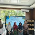 LP-UMKM PWM Jatim Salurkan 140 Tablet Calistung untuk 14 Lembaga Pendidikan