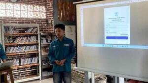Mahasiswa KKN UMG Resmikan Website Gratis Seumur Hidup di Sukoanyar
