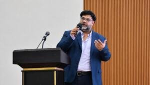 Mahasiswa Perlu Adaptif Hadapi AI, Pakar Google Soroti Perubahan Dunia Kerja
