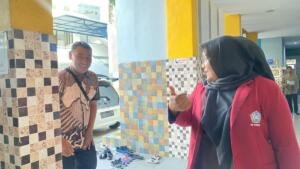 Mahasiswa PLP Umsura Bantu Kelancaran Pembagian Rapor Sisipan di SD Muhammadiyah 18 Surabaya