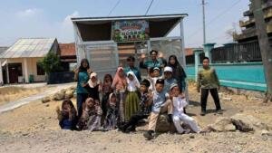 Menengok Penanaman Toga dan Peresmian Green House Mahasiswa KKN UMG di Desa Dooro